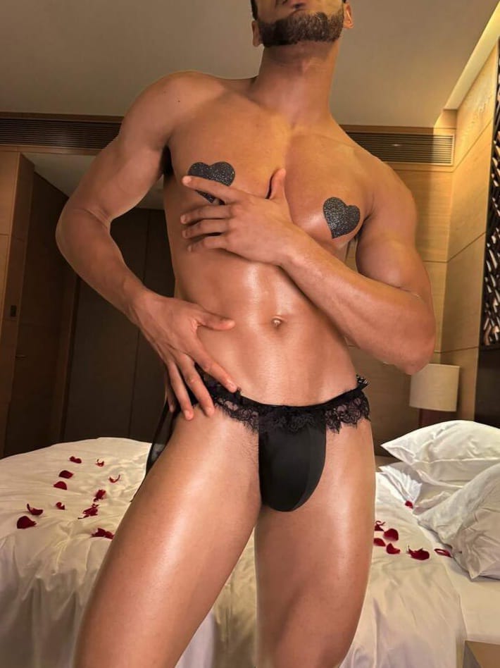Midnight Lace Apron Thong